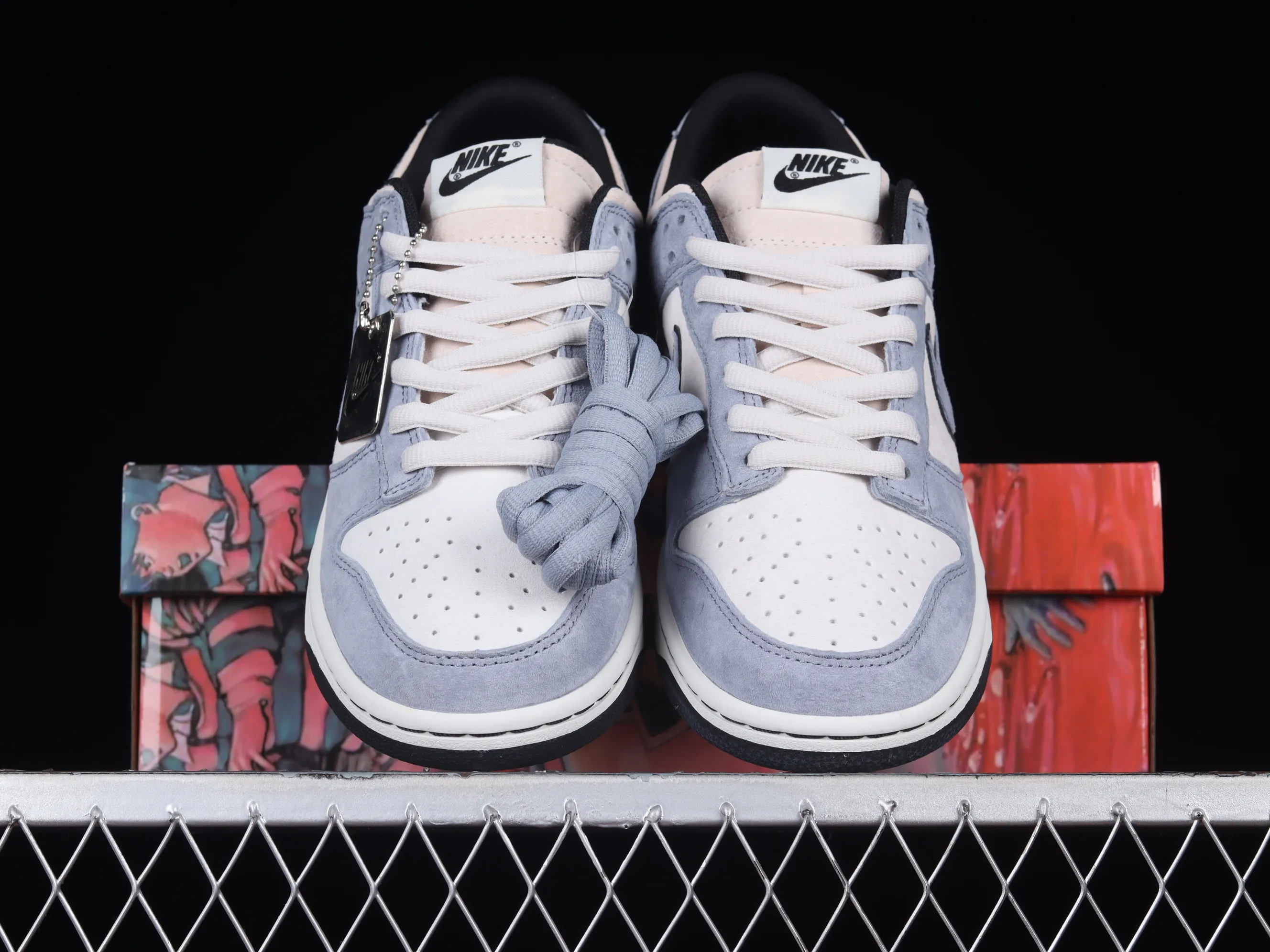 All Categories Nk SB Dunk Series Nk SB Dunk Low Low-top sneakers Otomo Katsuhiro x Nk SB Dunk Low "Steamboy OST" Otomo Katsuhiro co-branded SB low-top sports and leisure sneakers LF0039-026